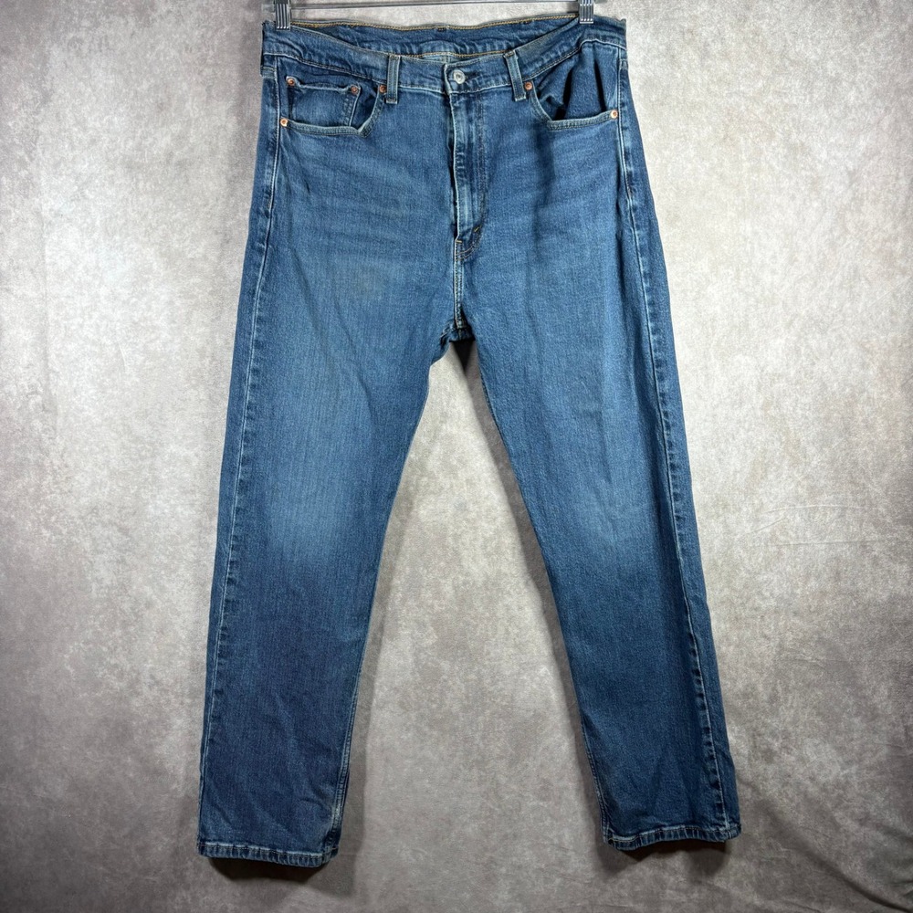 Levi's Jeans Mens Size 38x30 Blue 505 Regular Fit Straight Leg Medium Wash Denim